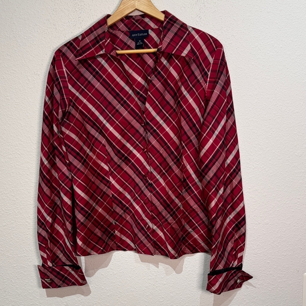 Ann Taylor red checkered silk blouse with cufflinks size 12